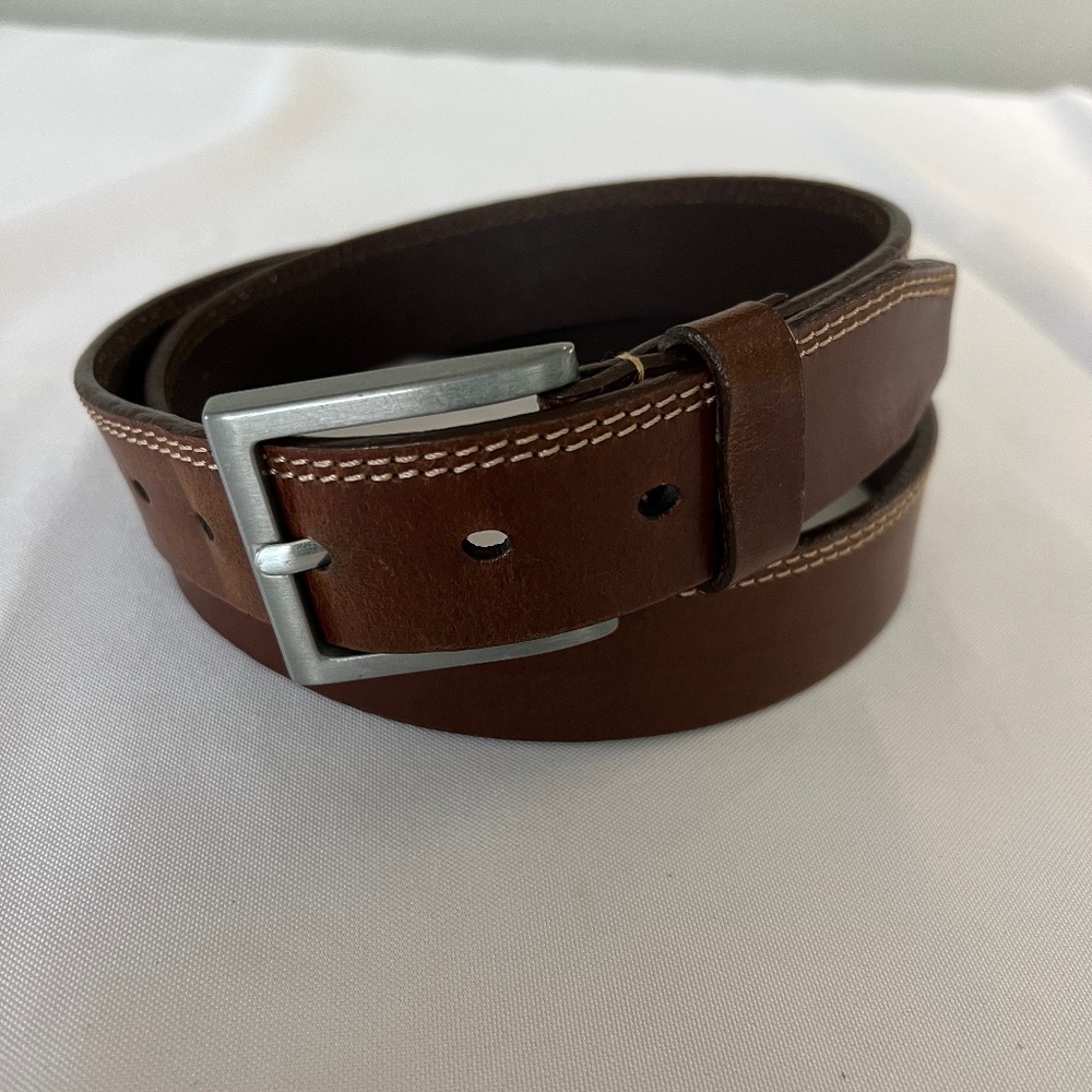 Izod Genuine Leather Brown Belt, Size 38/95